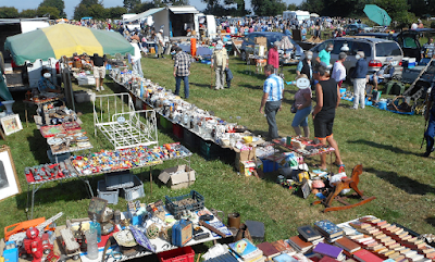 vide grenier brocante de bellou à Bellou-en-Houlme