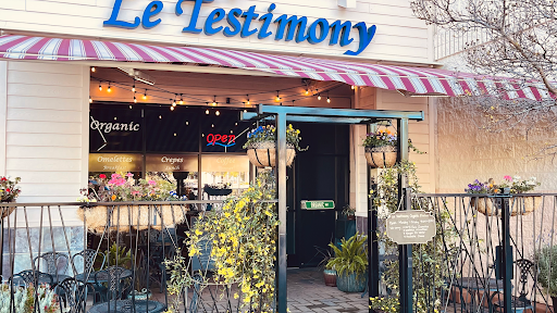 Le Testimony Organic Bistro image