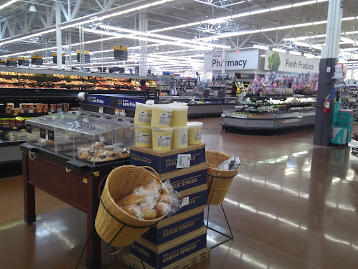 Department Store «Walmart Supercenter», reviews and photos, 4700 135th St, Crestwood, IL 60445, USA