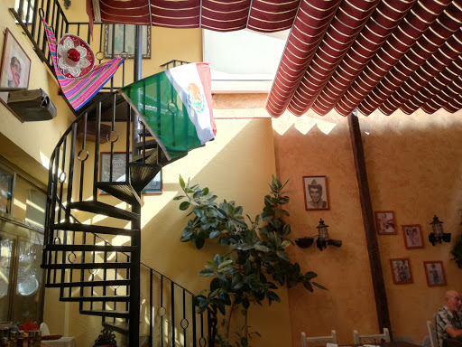 Información y opiniones sobre Cantinflas & Grouchos de Calella