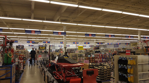 Hardware Store «Harbor Freight Tools», reviews and photos, 32706 John R Rd, Madison Heights, MI 48071, USA