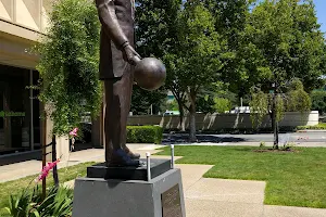 Tesla Statue image
