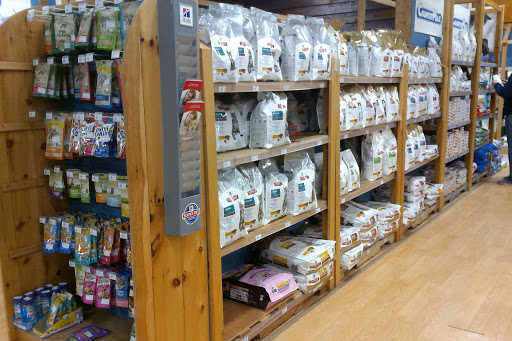 Pet Supply Store «CountryMax - Brockport», reviews and photos, 4875 Lake Rd N, Brockport, NY 14420, USA