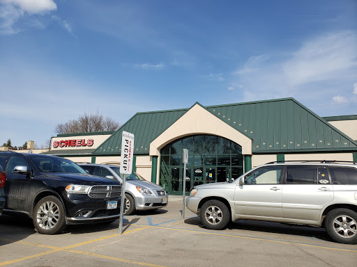 Sporting Goods Store «SCHEELS», reviews and photos, 505 Center Ave, Moorhead, MN 56560, USA