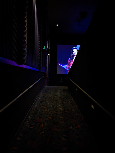 Movie Theater «Regal MacArthur Center Stadium 18 & RPX», reviews and photos, 300 Monticello Ave #330, Norfolk, VA 23510, USA