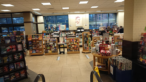 Book Store «Barnes & Noble», reviews and photos, 4020 Sharon Rd, Charlotte, NC 28211, USA