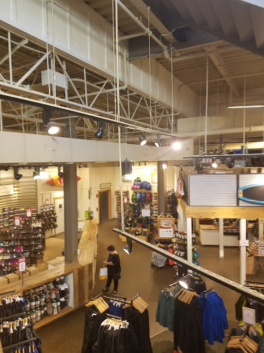 Clothing Store «L.L. Bean», reviews and photos, 4999 Old Orchard Shopping Center, Skokie, IL 60077, USA