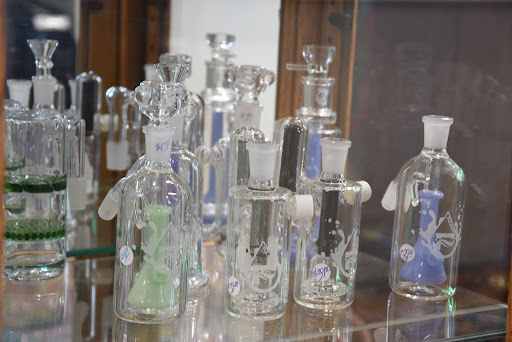 Tobacco Shop «Eastside Smoke Company», reviews and photos, 2008 State Ave NE, Olympia, WA 98506, USA