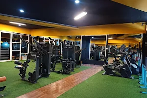 DEGYM Platinum Renon, Bali image