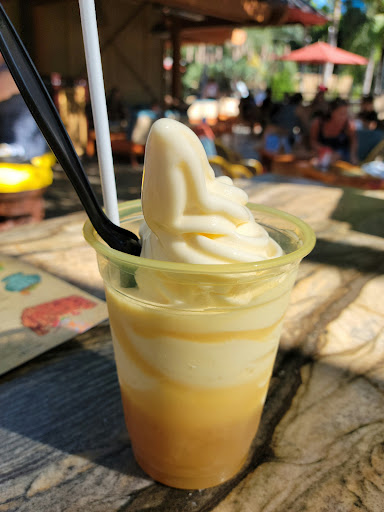 Trader Sam's Enchanted Tiki Bar