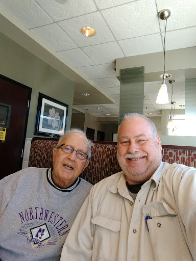 Shopping Mall «Rolling Meadows Shopping Center», reviews and photos, 3068 Kirchoff Rd, Rolling Meadows, IL 60008, USA