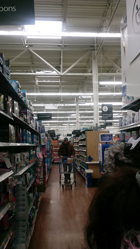 Department Store «Walmart Supercenter», reviews and photos, 4380 N Leavitt Rd, Lorain, OH 44053, USA