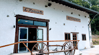 Photos du propriétaire du L'Henriette restaurant (groupe 80 cvts) dans le Livradois Forez en Auvergne à 20 mn d'Ambert. Spécialité Auvergnate à Auzelles - n°1