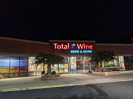 Wine Store «Total Wine & More», reviews and photos, 13055-C Lee Jackson Memorial Hwy, Fairfax, VA 22033, USA