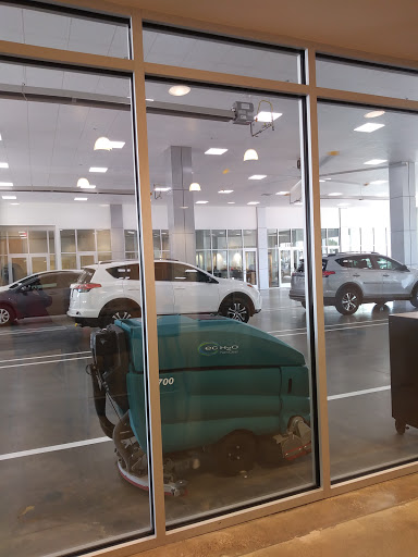 Toyota Dealer «Cowboy Toyota», reviews and photos, 9525 E R L Thornton Fwy, Dallas, TX 75228, USA