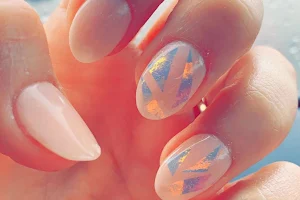 Sylvana nails image