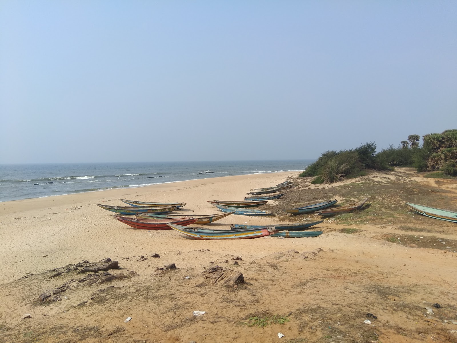 Rambilli Beach的照片 带有长直海岸