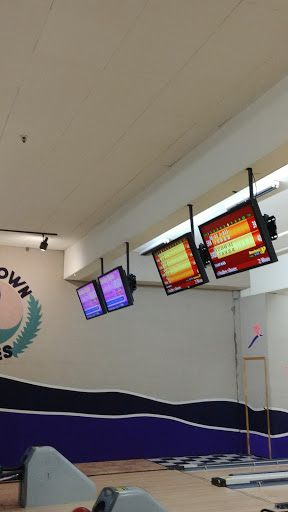 Bowling Alley «Levittown Lanes», reviews and photos, 56 Tanners Ln, Levittown, NY 11756, USA