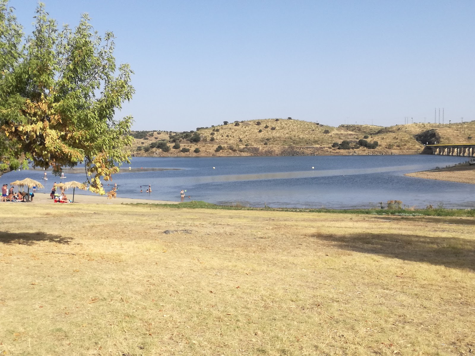 Zdjęcie Playa De Los Calicantos z przestronna plaża