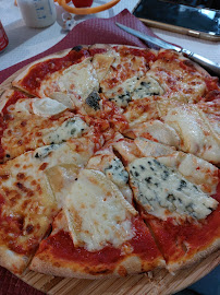 Plats et boissons du Pizzeria Pizza Parma à Varennes-sur-Allier - n°13