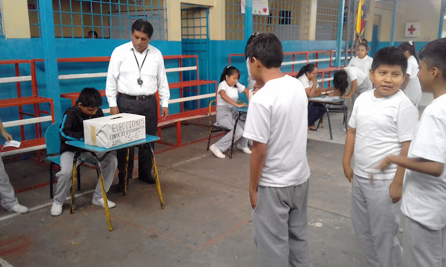Comentarios y opiniones de Unidad Educativa Comunitaria Intercultural Bilingüe "Santiago De Guayaquil"