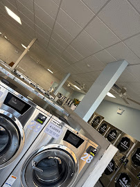 FreshSpin Laundromat - Photo 7 - Car repair in Springfield, MA, Springfield