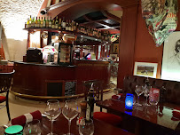 Atmosphère du Restaurant français Wine Bar à Nîmes - n°7