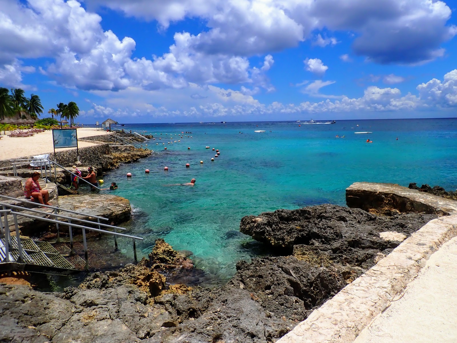 Chankanaab Beach'in fotoğrafı geniş plaj ile birlikte