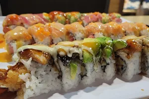 Cayenne sushi restaurant image