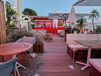 Atmosphère du Restaurant français Plage Long Beach à Cannes - n°6
