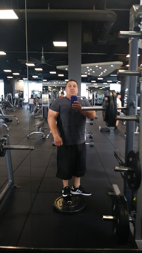 Health Club «USA FITNESS SUPER CENTER», reviews and photos, 13640 Foothill Blvd, Sylmar, CA 91342, USA