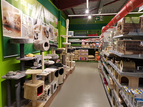 Magasin d'articles pour animaux Maxi Zoo Oyonnax - Arbent Arbent