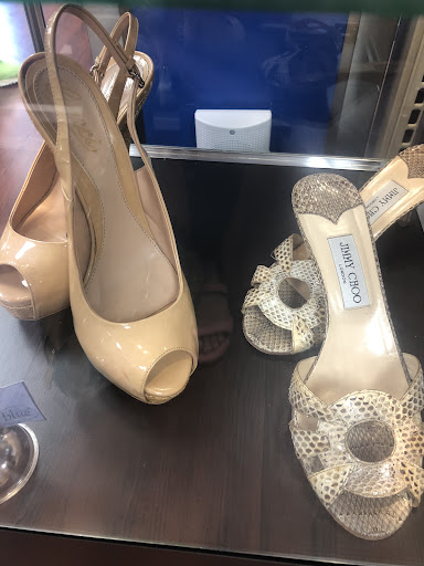 Thrift Store «Goodwill Boutique on First», reviews and photos