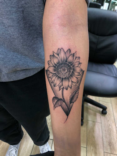 Explore xenomorph tattoo ideas, creative tattoo ideas in Astoria, available at Xolotl Tattoo Gallery