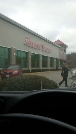 Grocery Store «Market Basket», reviews and photos, 95 Sutton Ave, Oxford, MA 01540, USA