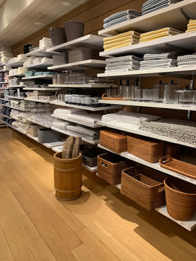 Furniture Store «Crate and Barrel», reviews and photos, 125 Westchester Ave, White Plains, NY 10601, USA