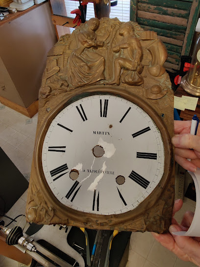 Old Timers & Chimers Clocks