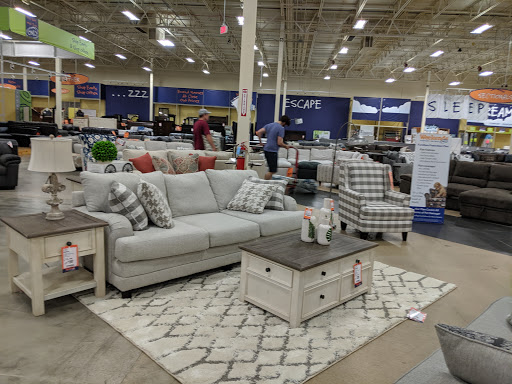 Furniture Store «Weekends Only Furniture & Mattress», reviews and photos, 14205 Manchester Rd, Manchester, MO 63011, USA
