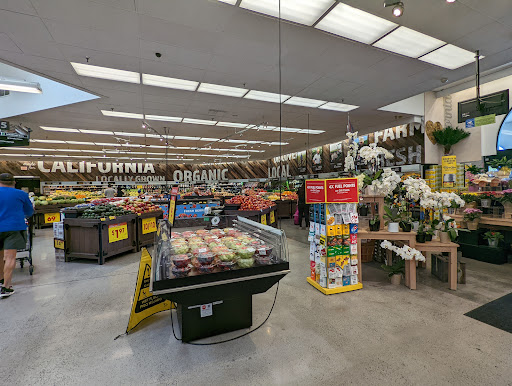 Grocery Store «Ralphs Fresh Fare», reviews and photos, 31481 Santa Margarita Pkwy, Rancho Santa Margarita, CA 92688, USA