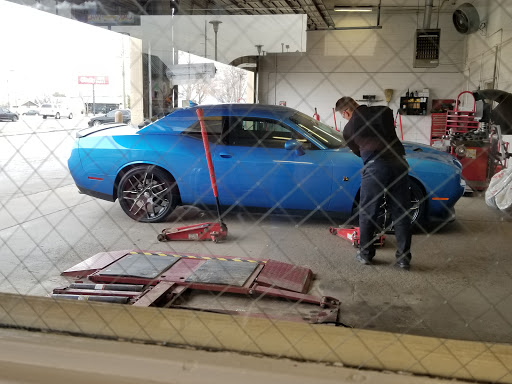 Tire Shop «Discount Tire Store - Taylorsville, UT», reviews and photos, 3665 W 5400 S, Taylorsville, UT 84129, USA