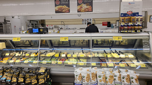 Grocery Store «Albertsons», reviews and photos, 2400 W Commonwealth Ave, Alhambra, CA 91803, USA