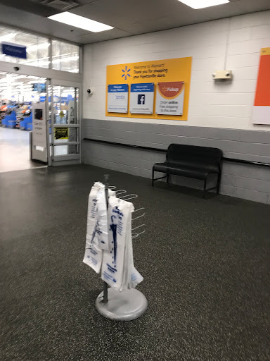 Department Store «Walmart Supercenter», reviews and photos, 125 Pavilion Pkwy, Fayetteville, GA 30214, USA