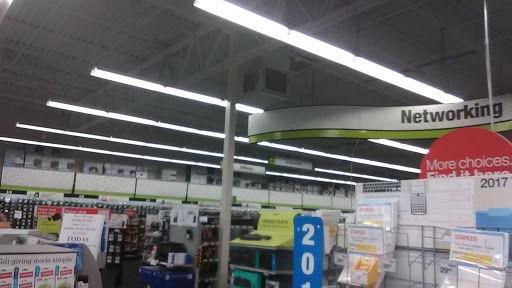 Office Supply Store «Staples», reviews and photos, 1600 S Grand Hwy, Clermont, FL 34711, USA