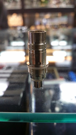 Tobacco Shop «THE GREENMILE VAPE & SMOKE SHOP», reviews and photos, 2014 W Bullard Ave, Fresno, CA 93711, USA