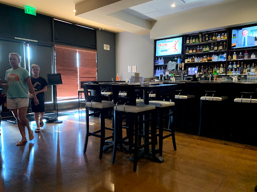 Shopping Mall «The Bluffs Shopping Center», reviews and photos, 1302 - 1380 Bison Ave, Newport Beach, CA 92660, USA