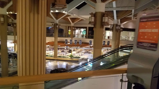 Shopping Mall «Stratford Square Mall», reviews and photos, 152 Stratford Dr, Bloomingdale, IL 60108, USA