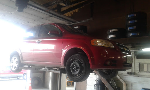 Tire Shop «Clark Tire Company», reviews and photos, 81 Washington St, Chillicothe, MO 64301, USA