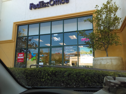 Print Shop «FedEx Office Print & Ship Center», reviews and photos, 111 S Westlake Blvd Suite 108, Westlake Village, CA 91362, USA