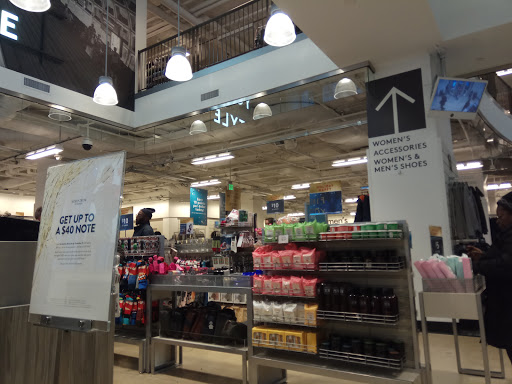 Department Store «Nordstrom Rack 12th Street», reviews and photos, 555 12th St NW c120, Washington, DC 20004, USA