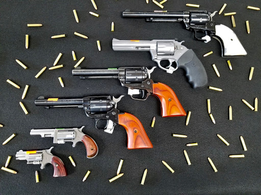 Gun Shop «Oxford Pawn Shop», reviews and photos, 1350 N Lamar Blvd #1, Oxford, MS 38655, USA